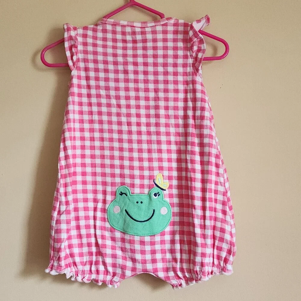 Carters - Little Frog Jumper Size 6 Months